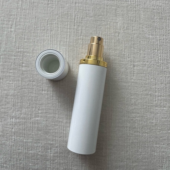 Tom Ford Soleil Blanc Eau de Parfum travel spray - Picture 3 of 7